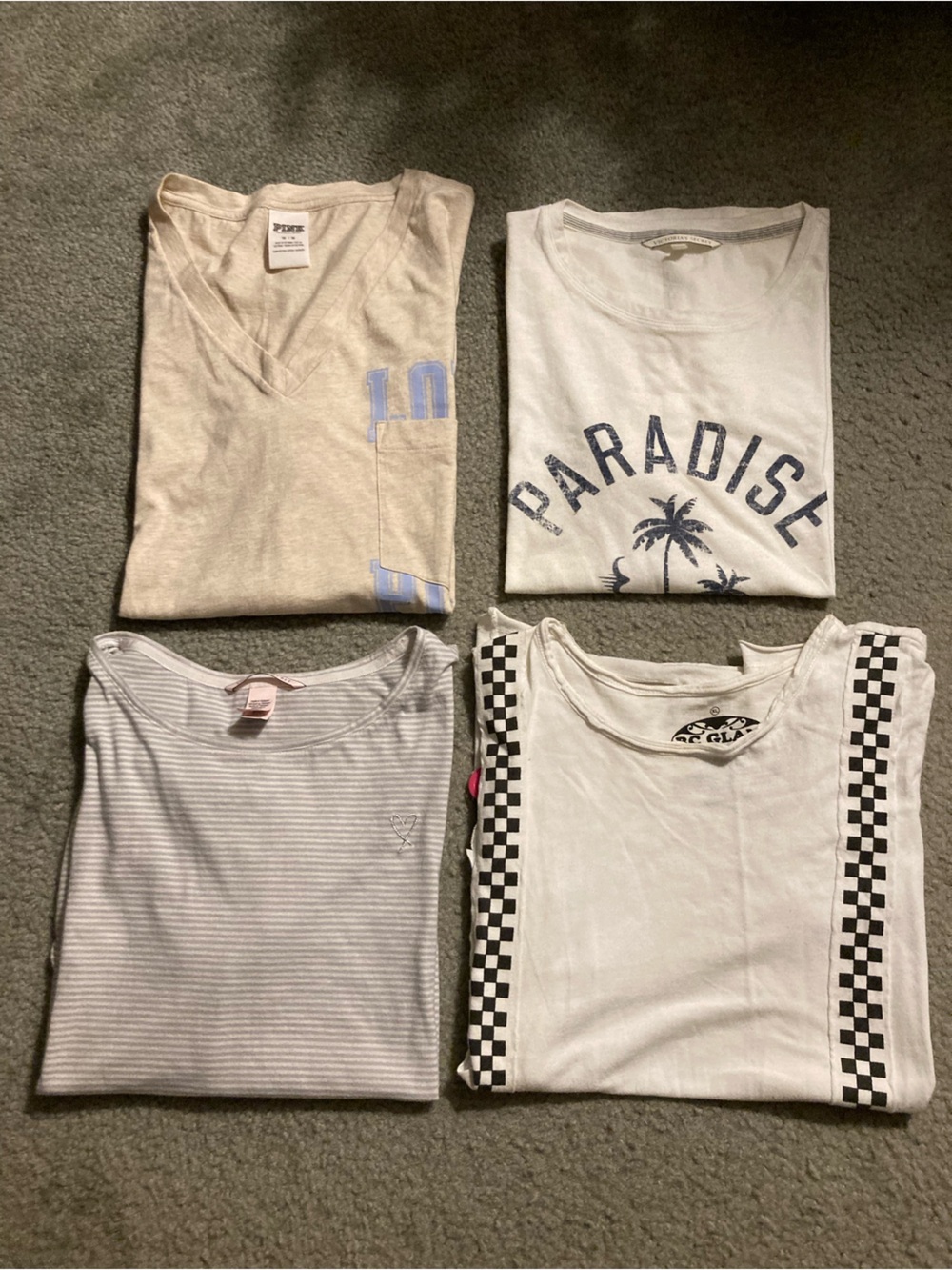 Set of 4 woman tees M & L